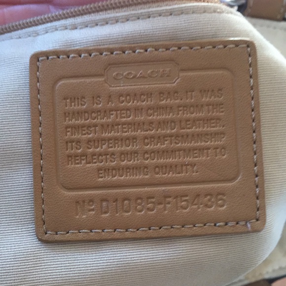 Coach - Picture 7 of 7